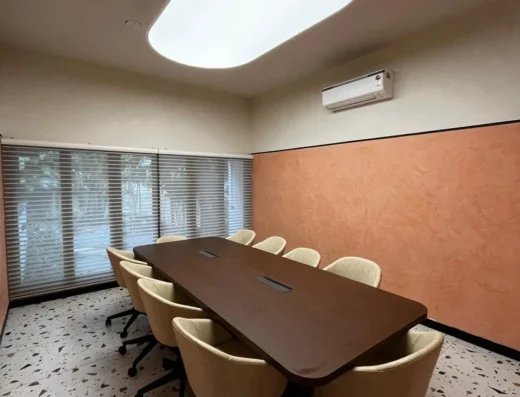 Meeting room in Alwarpet Chennai for 10-12 people